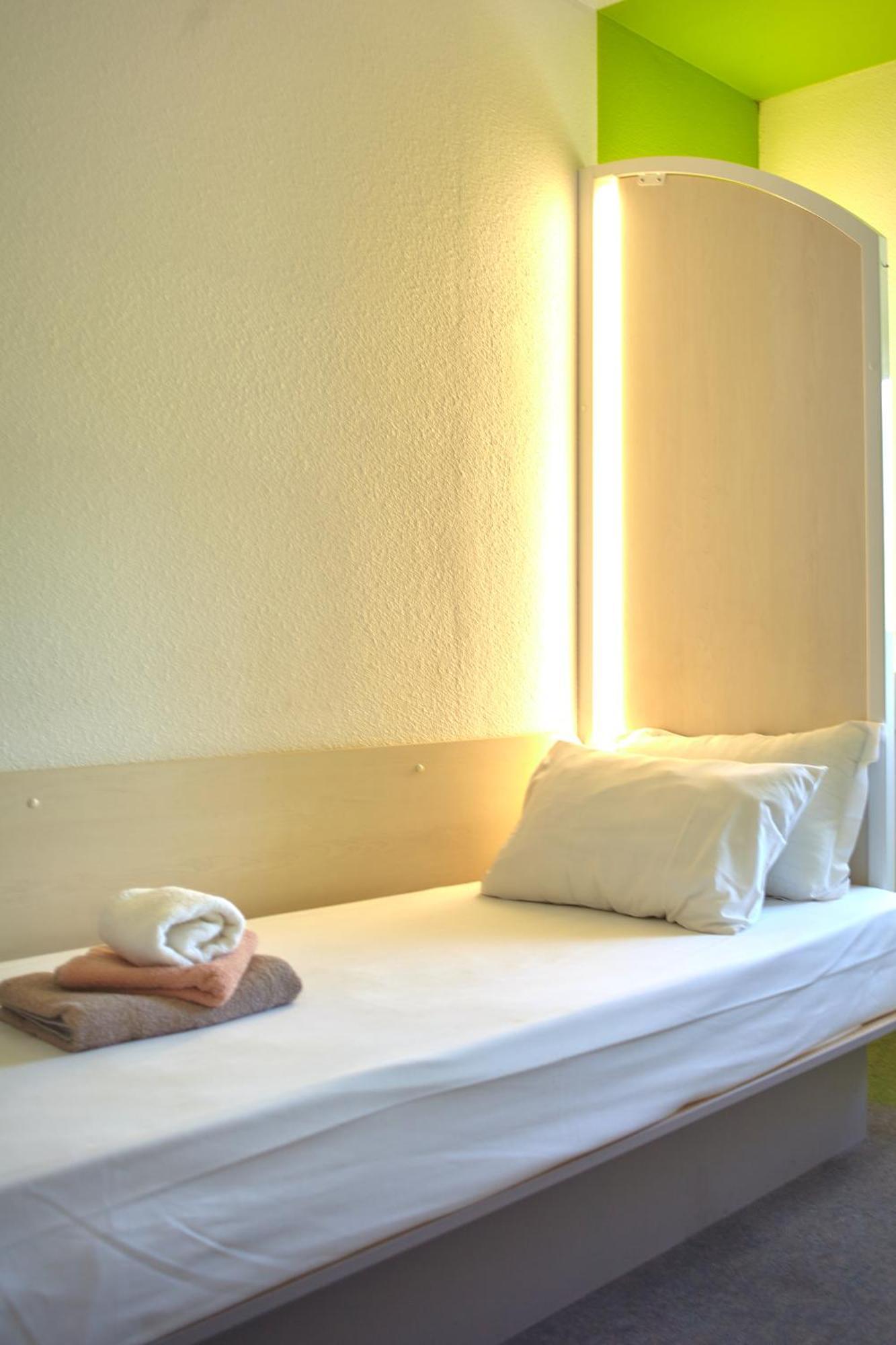 Hotel La Voile Bleue Ла-Ришарде Номер фото