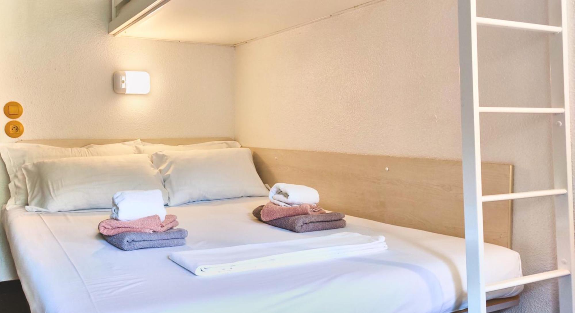 Hotel La Voile Bleue Ла-Ришарде Экстерьер фото